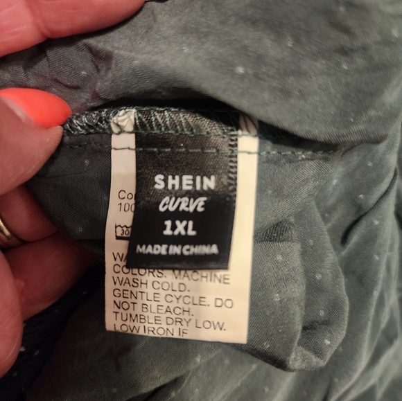 SHEIN Women's Smocked Square Neck Ruffle Bottom Top - Picture 9 of 10